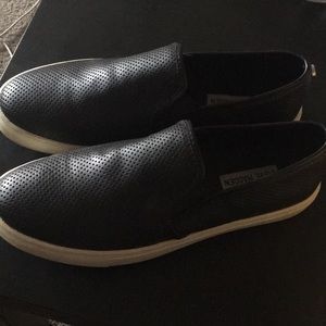 Steve Madden slip on women’s sneakers size 9